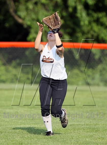 Thumbnail 1 in Marlboro Central vs. Rondout Valley (Section 9 Class B Quarterfinal) photogallery.
