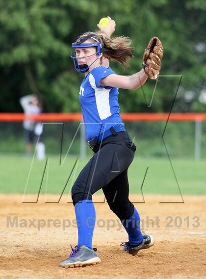 Thumbnail 3 in Marlboro Central vs. Rondout Valley (Section 9 Class B Quarterfinal) photogallery.