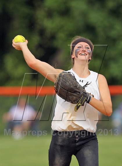 Thumbnail 1 in Marlboro Central vs. Rondout Valley (Section 9 Class B Quarterfinal) photogallery.