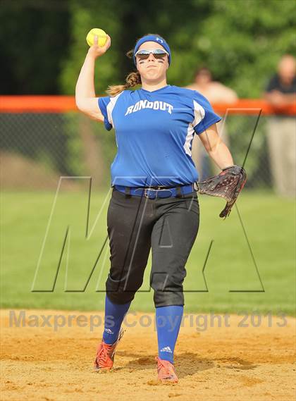 Thumbnail 1 in Marlboro Central vs. Rondout Valley (Section 9 Class B Quarterfinal) photogallery.