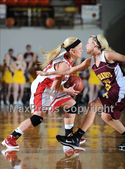 Thumbnail 2 in McPherson vs. Girard (KSHSAA 4A Playoffs) photogallery.