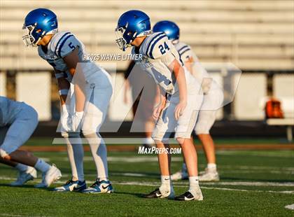 Thumbnail 3 in FR: Covington Catholic @ Ryle photogallery.