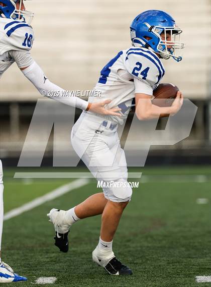 Thumbnail 3 in FR: Covington Catholic @ Ryle photogallery.