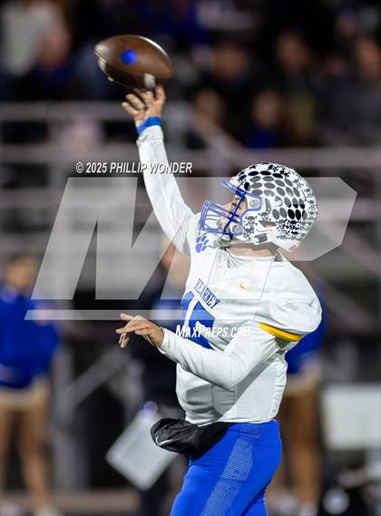 Thumbnail 2 in Kearney @ Omaha Westside (NSAA Class A Quarterfinal) photogallery.