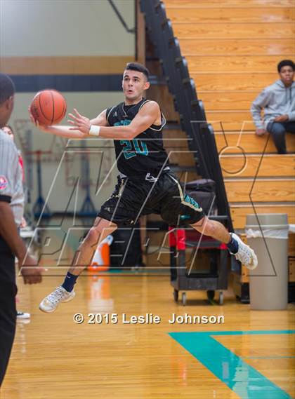 Thumbnail 2 in  Friendswood @ Pasadena Memorial (McDonald's Texas Invitational) photogallery.