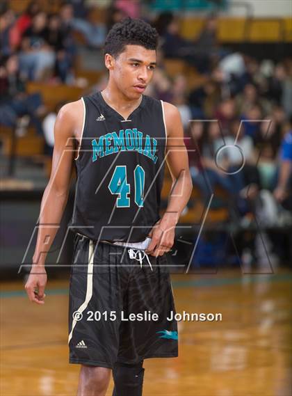 Thumbnail 2 in  Friendswood @ Pasadena Memorial (McDonald's Texas Invitational) photogallery.