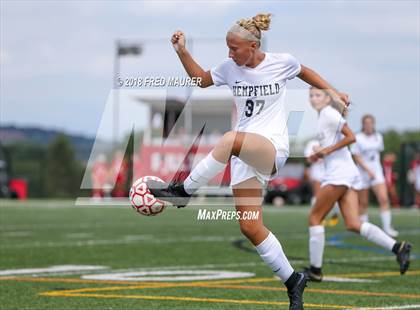 Thumbnail 2 in Wilson vs. Hempfield photogallery.