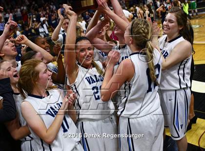 Thumbnail 1 in Valor Christian vs Evergreen (CHSAA 4A Final) photogallery.
