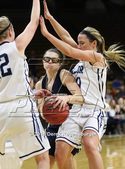 Thumbnail 3 in Valor Christian vs Evergreen (CHSAA 4A Final) photogallery.
