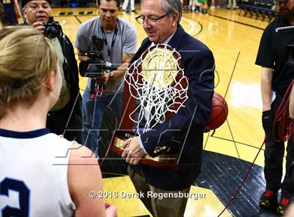 Thumbnail 2 in Valor Christian vs Evergreen (CHSAA 4A Final) photogallery.