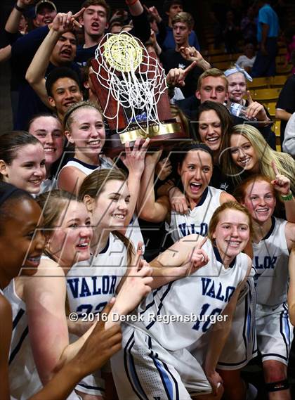 Thumbnail 1 in Valor Christian vs Evergreen (CHSAA 4A Final) photogallery.
