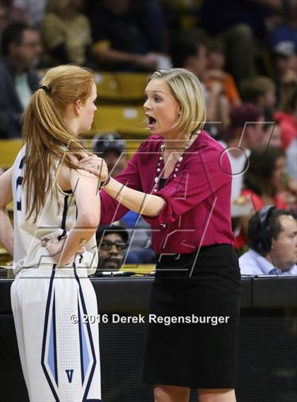 Thumbnail 2 in Valor Christian vs Evergreen (CHSAA 4A Final) photogallery.