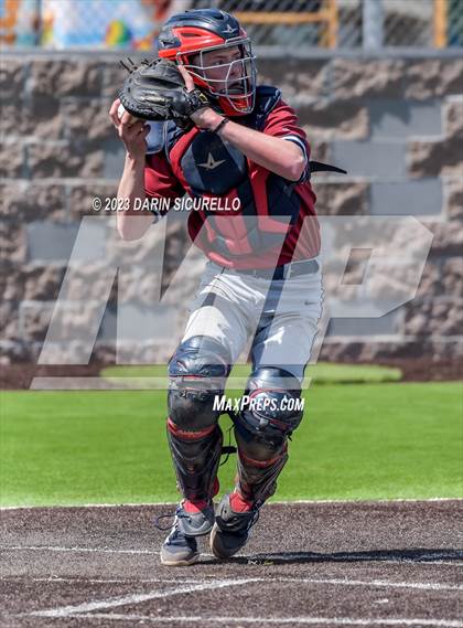 Thumbnail 2 in Piedra Vista vs. Dakota Ridge  (Coach Bob Invitational) photogallery.