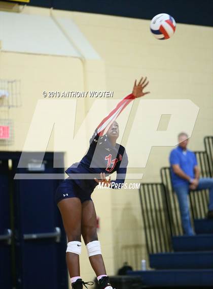 Thumbnail 1 in Davidson Day vs Gaston Day (NCISAA 2A Final) photogallery.