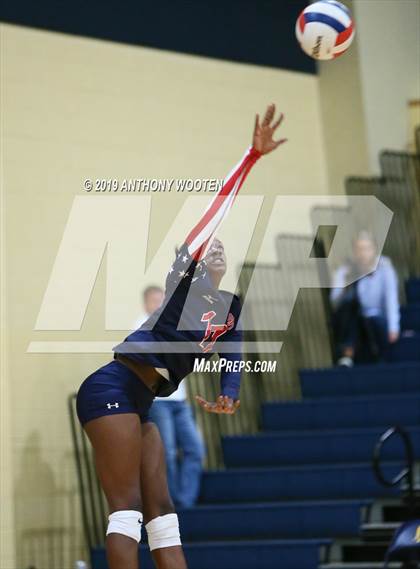 Thumbnail 3 in Davidson Day vs Gaston Day (NCISAA 2A Final) photogallery.