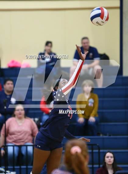 Thumbnail 1 in Davidson Day vs Gaston Day (NCISAA 2A Final) photogallery.