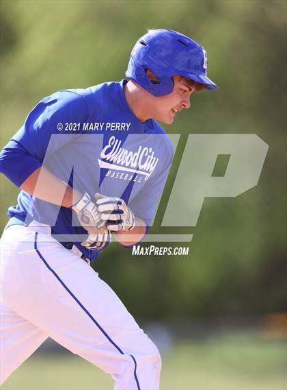 Thumbnail 2 in Lincoln vs Union Area photogallery.