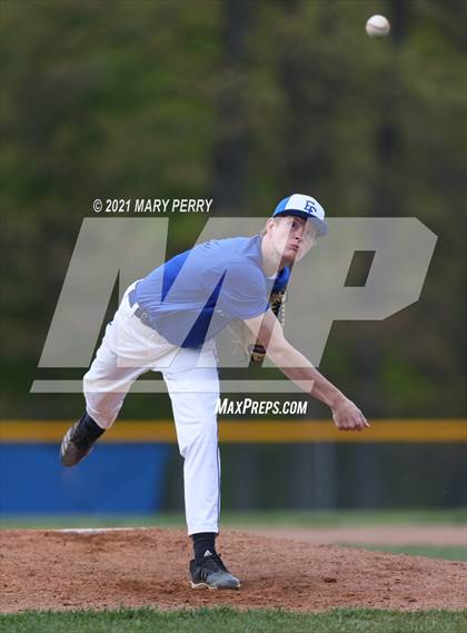 Thumbnail 3 in Lincoln vs Union Area photogallery.