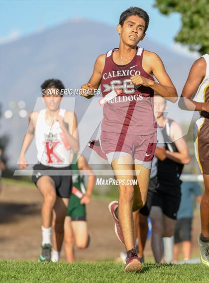 Thumbnail 2 in South Bay Invitational photogallery.