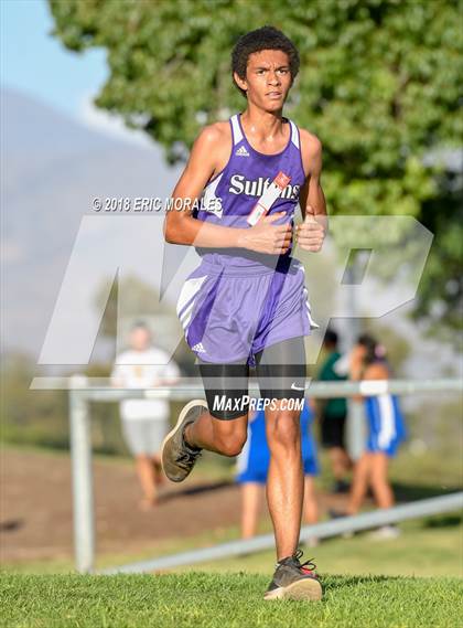 Thumbnail 2 in South Bay Invitational photogallery.