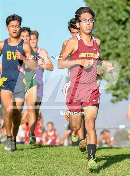 Thumbnail 2 in South Bay Invitational photogallery.