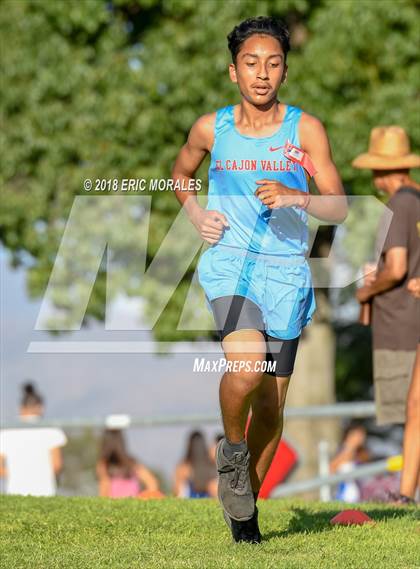 Thumbnail 2 in South Bay Invitational photogallery.