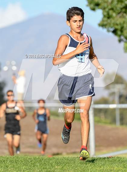 Thumbnail 3 in South Bay Invitational photogallery.