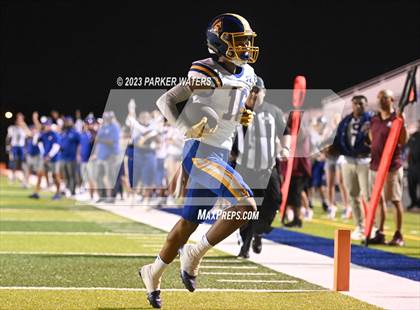 Thumbnail 3 in East Ascension @ De La Salle photogallery.