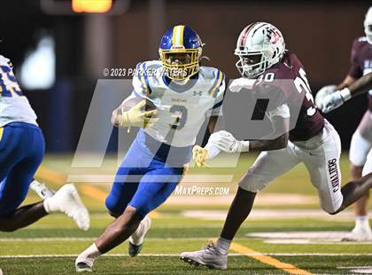 Thumbnail 3 in East Ascension @ De La Salle photogallery.