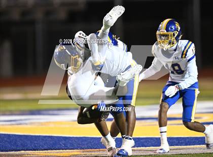 Thumbnail 3 in East Ascension @ De La Salle photogallery.