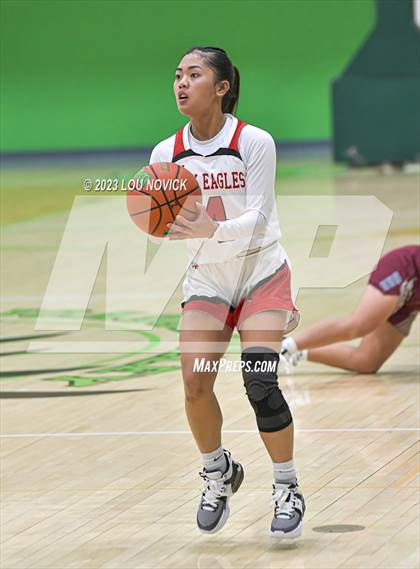 Thumbnail 3 in Shiprock vs. Crownpoint (Ben Lujan Tournament at Pojoaque Valley) photogallery.