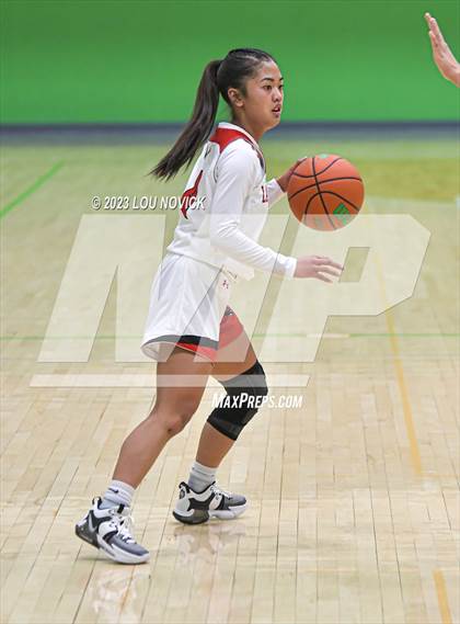 Thumbnail 2 in Shiprock vs. Crownpoint (Ben Lujan Tournament at Pojoaque Valley) photogallery.