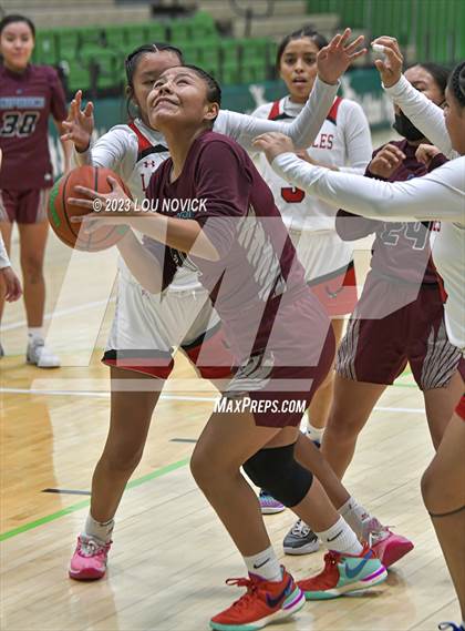 Thumbnail 1 in Shiprock vs. Crownpoint (Ben Lujan Tournament at Pojoaque Valley) photogallery.