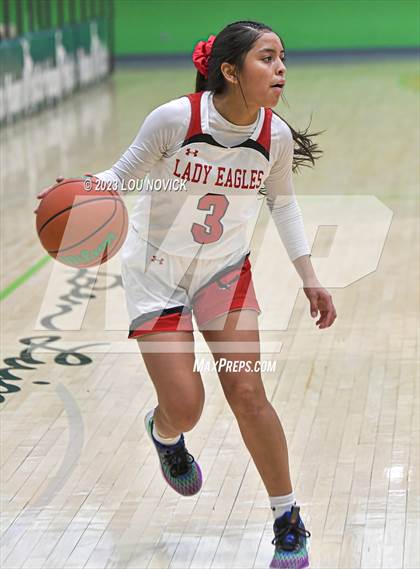 Thumbnail 2 in Shiprock vs. Crownpoint (Ben Lujan Tournament at Pojoaque Valley) photogallery.