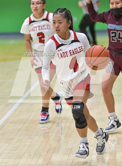 Thumbnail 2 in Shiprock vs. Crownpoint (Ben Lujan Tournament at Pojoaque Valley) photogallery.