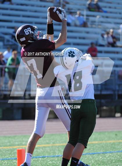 Thumbnail 1 in Kennedy Bellmore vs Garden City  photogallery.