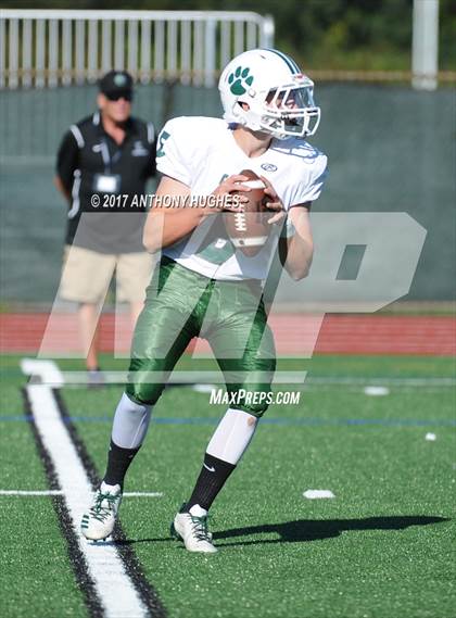 Thumbnail 2 in Kennedy Bellmore vs Garden City  photogallery.