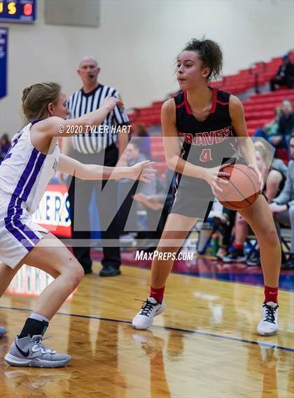 Thumbnail 2 in Terre Haute South Vigo vs. Brownsburg (IHSAA 4A Second Round Playoff) photogallery.