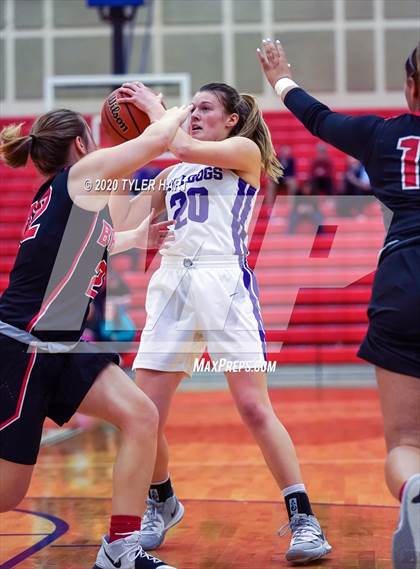 Thumbnail 2 in Terre Haute South Vigo vs. Brownsburg (IHSAA 4A Second Round Playoff) photogallery.