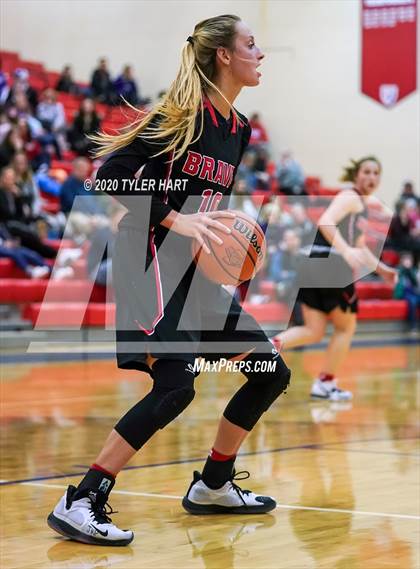 Thumbnail 1 in Terre Haute South Vigo vs. Brownsburg (IHSAA 4A Second Round Playoff) photogallery.