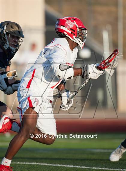 Thumbnail 2 in Regis Jesuit vs Mullen photogallery.