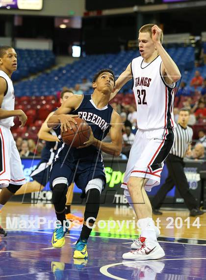 Thumbnail 2 in Freedom vs. Monte Vista (CIF NorCal Regional D1 Final) photogallery.