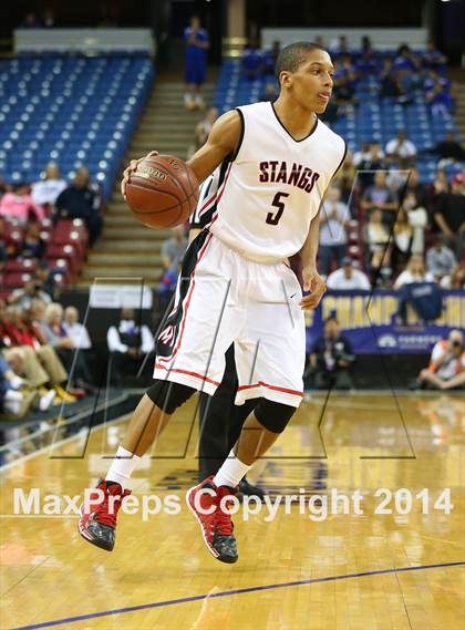 Thumbnail 3 in Freedom vs. Monte Vista (CIF NorCal Regional D1 Final) photogallery.