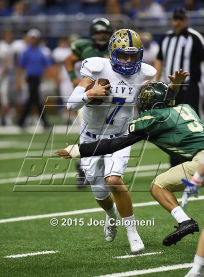 Thumbnail 1 in McCollum vs Tivy (UIL 5A Bi-District Playoff) photogallery.