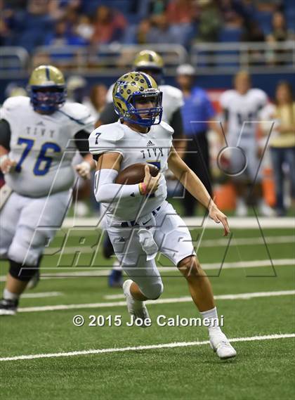 Thumbnail 3 in McCollum vs Tivy (UIL 5A Bi-District Playoff) photogallery.