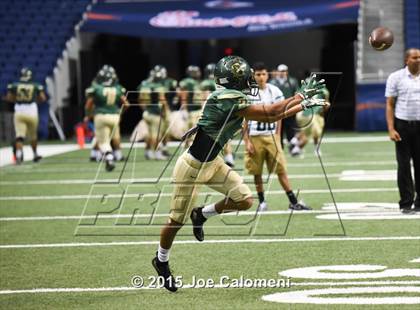 Thumbnail 2 in McCollum vs Tivy (UIL 5A Bi-District Playoff) photogallery.