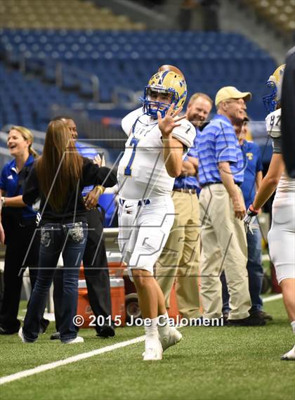 Thumbnail 3 in McCollum vs Tivy (UIL 5A Bi-District Playoff) photogallery.