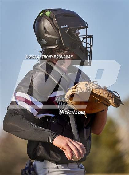Thumbnail 1 in Woodcreek @ Granite Bay photogallery.