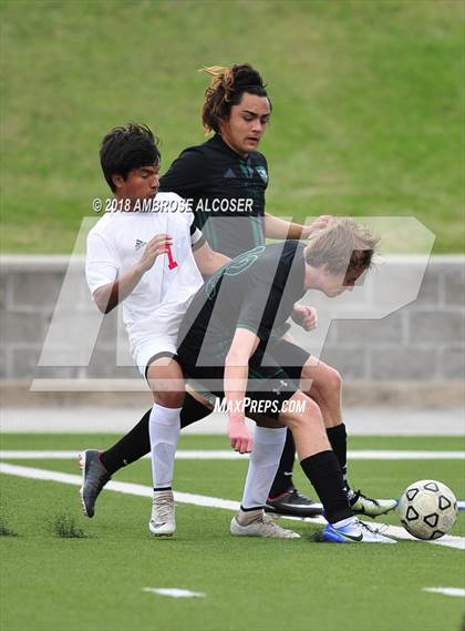 Thumbnail 1 in Waltrip vs. Kingwood Park (UIL 5A Quarterfinal Playoff) photogallery.