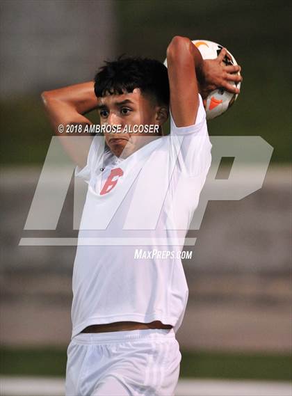 Thumbnail 1 in Waltrip vs. Kingwood Park (UIL 5A Quarterfinal Playoff) photogallery.
